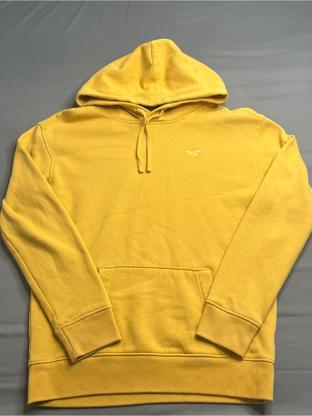 Hollister Men's Bright Yellow Hooded Sweatshirt